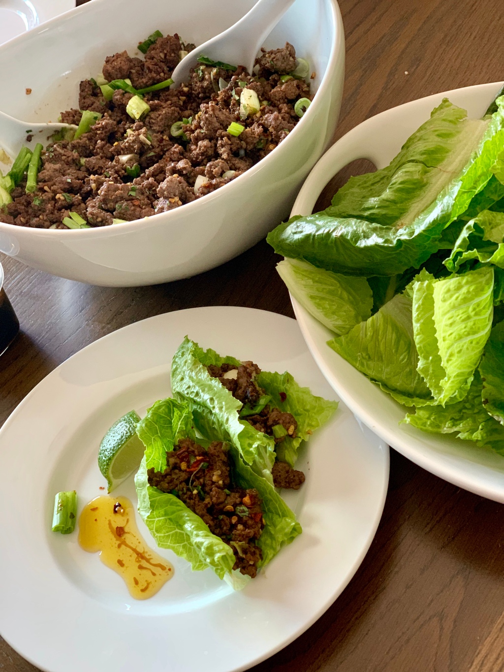 Chili beef with lettuce wraps